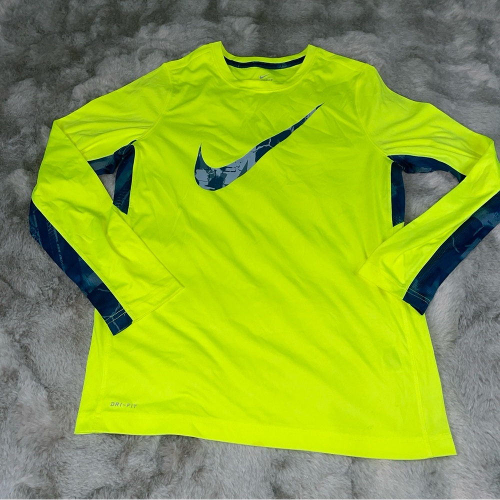 Nike Dri-FIT Long Sleeve Shirt Youth XL Neon Yellow Graphic Swoosh Training-0674